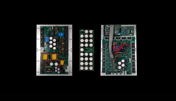 vhd7000d_vnitrky_300dpi