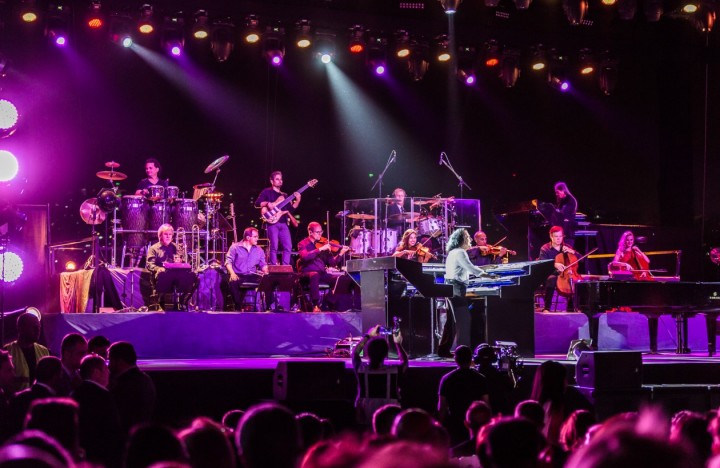 Auf den Punkt gebracht - Yanni's Performance am Jordan Festival