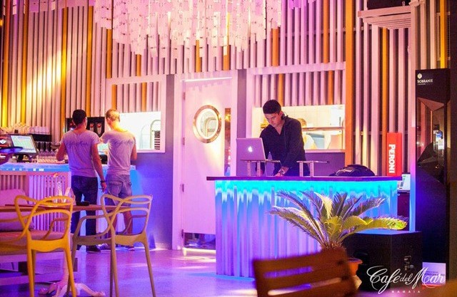 The Ibiza's legendary Cafe del Mar has officially opened its doors in Mamaia Resort, Romania