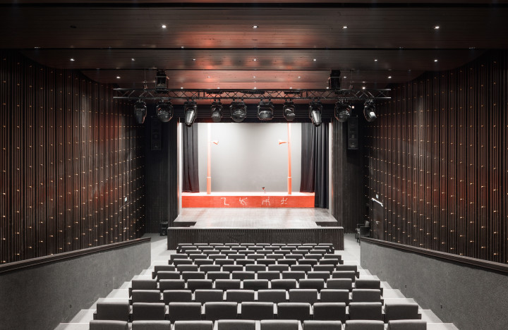 KV2 Audio completes the transformation of a former cinema into a striking new theatre in Slovakia