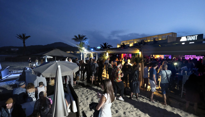 tanit_beach037