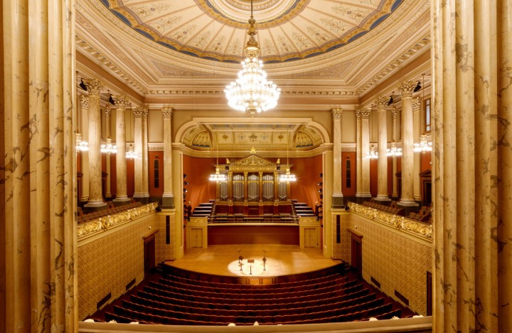 KV2 delivers tailor-made audio solution for Prague’s most prestigious concert hall