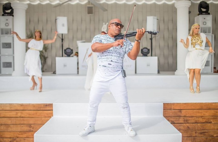 White Party – Nikki Beach Ibiza