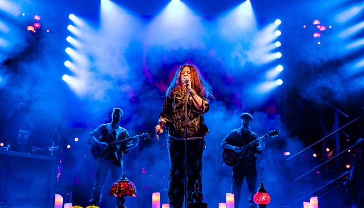 Mary Bridget Davies as Janis Joplin in A NIGHT WITH JANIS JOPLIN, credit Danny Kaan 3