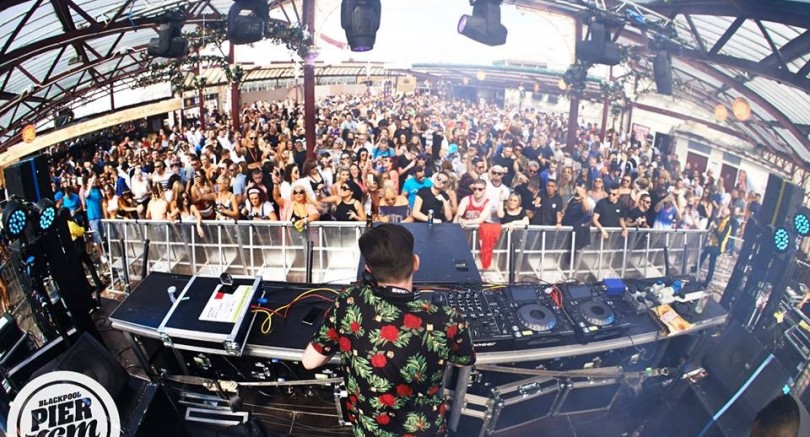 10012534_877099085659298_3145961587279995825_n